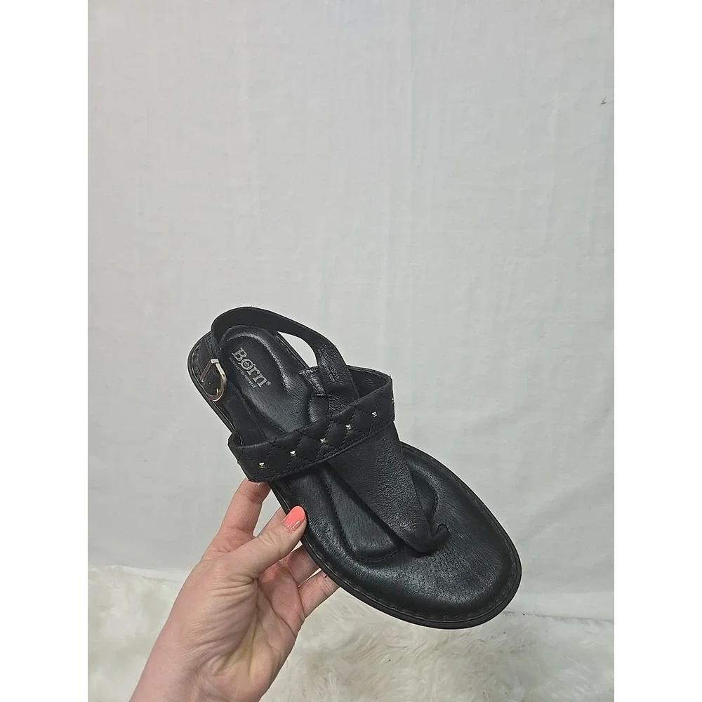 Born Women's 9M Leather Comfort T-Strap Sandals Black Flat Adjustable Gold Studs